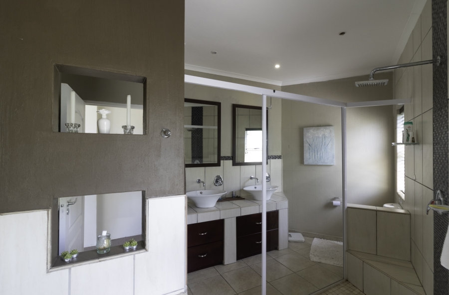 4 Bedroom Property for Sale in East Bank Eastern Cape